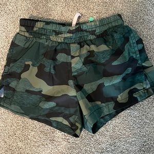 Old navy active size 6/7 girls shorts